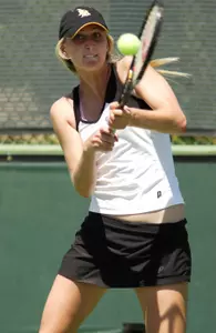 Julie Luzar grabbed a 6-0, 6-0 win in singles on Friday.