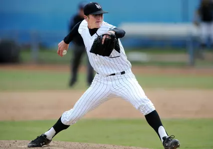 2010_03_05_Gagnon_Andrew_vs_UW_01