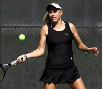 Sarah Cantlay was a winner in both singles and doubles for Long Beach State.