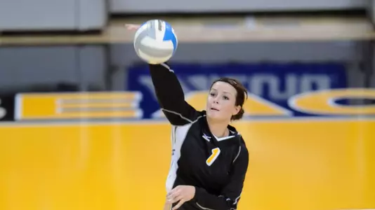 Caitlin Ledoux led the 49ers with 13 kills Saturday morning.