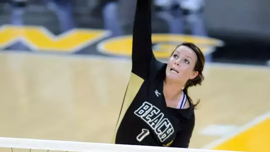 Caitlin Ledoux led the 49ers with 26 kills on Saturday night.