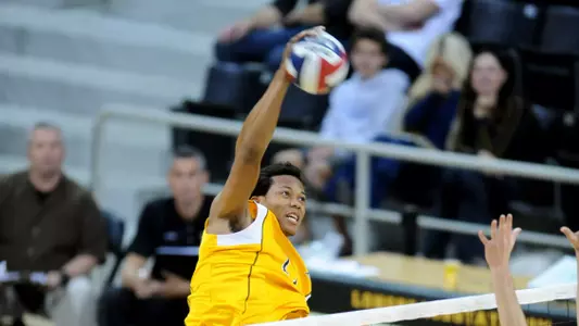 Senior Antwain Aguillard had 12 kills and hit .611 in a 3-0 win over Pacific.