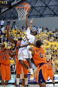 Long Beach State vs. Cal State Fullerton, Jan. 29, 2011 (Photo by Stephen Carr/LBSU Athletic Media Relations)