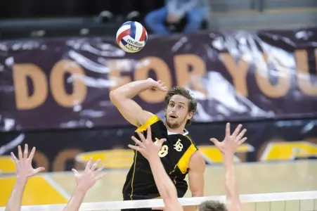 The 49ers defeated USC and UCLA on the first day of the USC Fall Tournament.