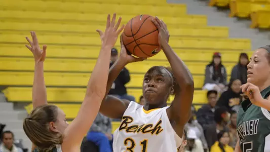 Chantel Dooley (31) of the Long Beach State Women's Basketball team.
Photo by Steven Georges/LBSU