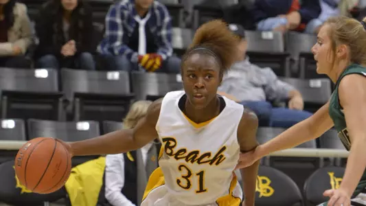 Chantel Dooley (31) of the Long Beach State Women's Basketball team.
Photo by Steven Georges/LBSU