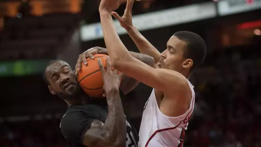 T.J. Robinson - Long Beach State at Louisville (Nov. 28, 2011)