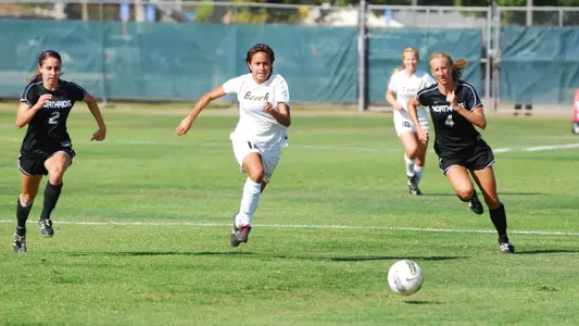 Junior Nadia Link scored the game-winner in a 2-0 Big West semifinal victory over Cal State Northridge.<br><i>(Photo by Steve Chen)</i>
