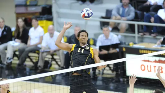 Senior Antwain Aguillard had 10 kills and hit .444 in a 3-1 loss at UC Irvine.