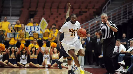 Long Beach State vs. UC Irvine, 2011 Big West Conference Basketball Tournament, Honda Center, Anaheim, Calif. (Photos by Stephen Carr/LBSU Athletic Media Relations)