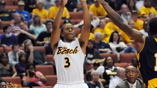 Long Beach State vs. UC Riverside, 2011 Big West Conference Basketball Tournament, Honda Center, Anaheim, Calif. (Photos by Stephen Carr/LBSU Athletic Media Relations)