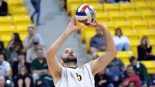 Senior Mike Klipsch had 43 assists and 12 digs in a 3-1 loss to No. 10 Hawaii.