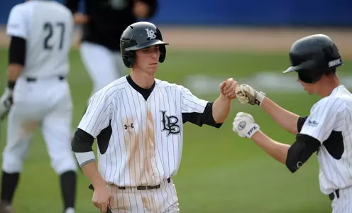 Matt Duffy went 4-for-5 with three runs scored as the Dirtbags took the series.