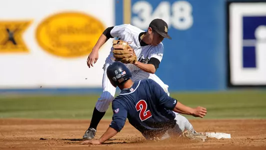 Kirk Singer was 1-for-3 with a double and two RBI.