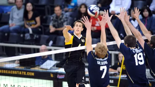 Freshman Taylor Crabb had a career-high 20 kills and 12 digs in a four-set loss to UC Irvine.