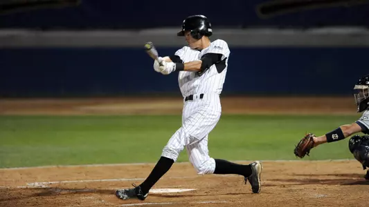 Kirk Singer had two hits and two runs scored for the Dirtbags.