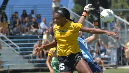 8/21//11 - Jazz Strozier (15) of the Long Beach State Women's Soccer match at LBSU.
Long Beach went on to win 3-0.
Photo by Steven Georges/Long Beach State