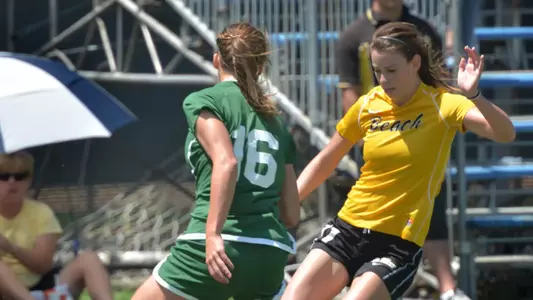Jenny Soza (11). (Photo by Steven Georges/Long Beach State)