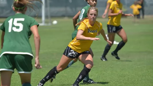 Senior forward Nicole Sweetman (26). (Photo by Steven Georges/Long Beach State)