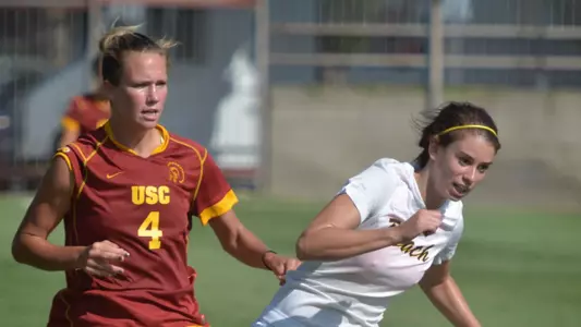 Junior defender Jenny Soza. (Photos by Steven Georges/LBSU)