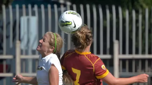 Freshman midfielder Taylor Nelson. (Photos by Steven Georges/LBSU)