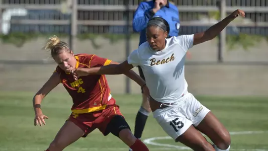 Senior forward Jazz Strozier. (Photos by Steven Georges/LBSU)