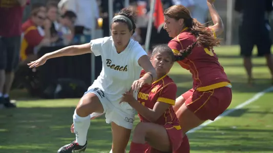 Junior forward Nadia Link. (Photos by Steven Georges/LBSU)