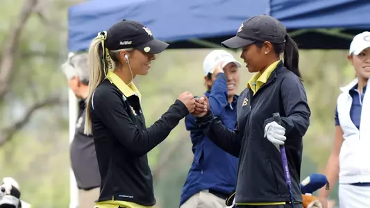 Senior Monica Villarreal (left) and sophomore Rochelle Chan (right) travels to Aurora, Ore. for the Rose City Collegiate.