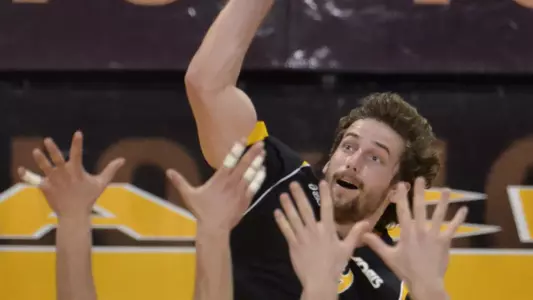 Senior Brad Hemmerling had 11 kills and 11 digs in a 3-2 loss at Cal State Northridge on Friday.