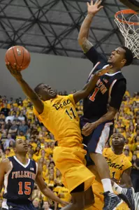 Ennis scored 13 points in final 7:03 of the game