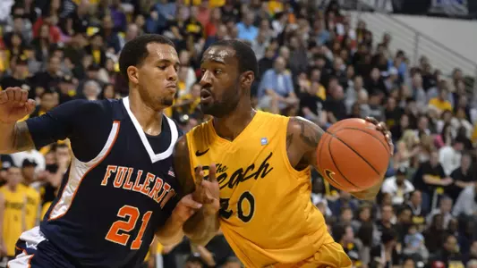 1/28/12 - T.J. Robinson (Photo by Steven Georges/LBSU)