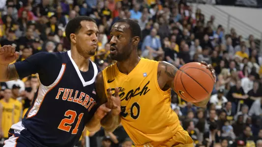 1/28/12 - T.J. Robinson (Photo by Steven Georges/LBSU)