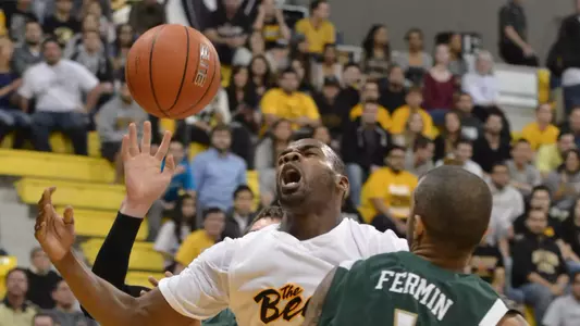 Larry Anderson - Long Beach State vs. Cal Poly.  Jan. 5, 2012 (Photo by Steven Georges/LBSU)