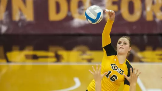 Delainey Aigner-Swesey finished with 14 kills to lead the 49ers on Thursday.