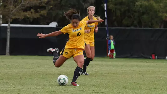 Eileen Maes at UC Davis