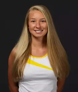 Karolina Rozenberg advanced to the third day in both singles and doubles at the ITA Regionals.