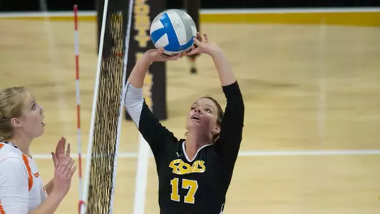 Tara Roenicke guided the 49ers to .204 hitting in a sweep of Pacific.