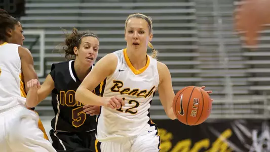 Sigrid Skorpen in the match against IONA at the Walter Pyramid, Sun., Nov. 11, 2012.