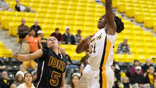 Chantel Dooley in the game against Iona at the Walter Pyramid on Sun., Nov. 11, 2012.