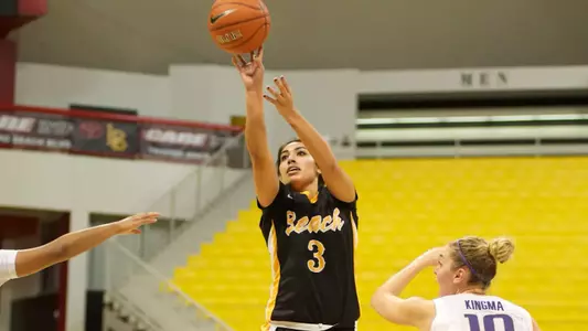 Sophomore Alex Sanchez had a season-high 18 points to go along with seven assists in a 71-62 win over Washington.