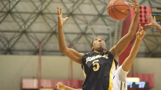 Jade Wilson in the non-conference match against Washington at the Walter Pyramid, Long Beach, Calif. Sun., Nov. 18, 2012.