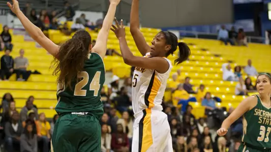 Jade Wilson in the season opener against Sacramento State at the Walter Pyramid, Fri., Nov. 9, 2012.