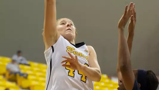 Lauren Spargo in the Women's basketball game against Arizona at the Walter Pyramid, Long Beach, Calif., Sun., Dec. 2, 2012.