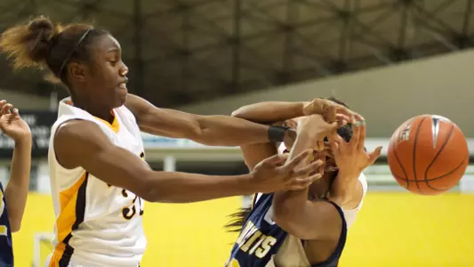 Chantel Dooley in the Beach Classic game against Canisius at the Walter Pyramid, Long Beach, Calif., Thu., Dec. 20, 2012.