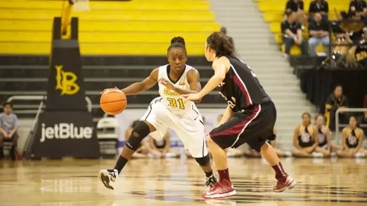 Chantel Dooley in the non-conference match against Santa Clara at the Walter Pyramid, Long Beach, Calif., Sun., Dec. 9, 2012.