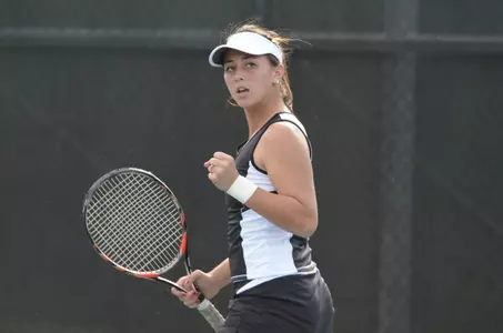Rachel Manasse is now 6-0 in dual matches in 2012.