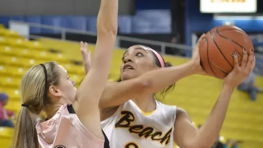 2/28/12 - Devin Hudson (32) of the Long Beach Wonen's Basketball team.
Photo by Steven Georges/LBSU