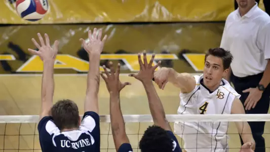 Sophomore Taylor Crabb had a team-best 10 kills in a 3-0 loss to No. 1 UC Irvine.