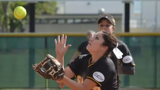 Cya Neal leads LBSU with a .382 average