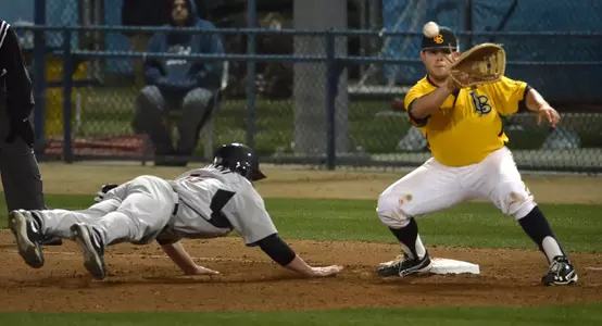 3/6/12 - Ino Patron (4) of the Long Beach State Dirtbags.
Photo by Steven Georges/LBSU
LBSU Photo Archive
   www.StevenGeorges.com/LBSU
